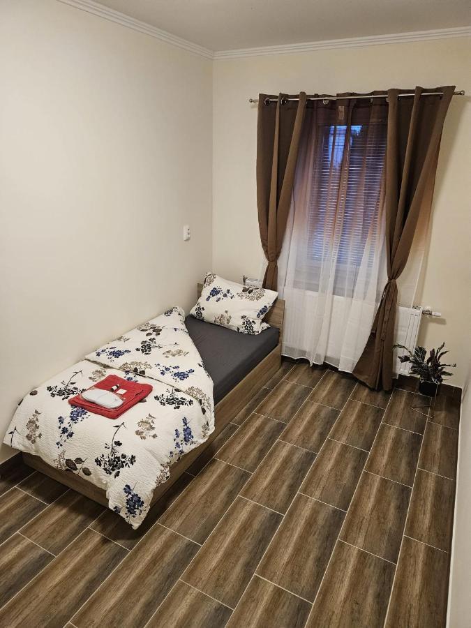 Sleep & Go Motel Gyhum Eksteriør bilde